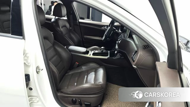 Kia Stinger id 4477396 из Кореи 33