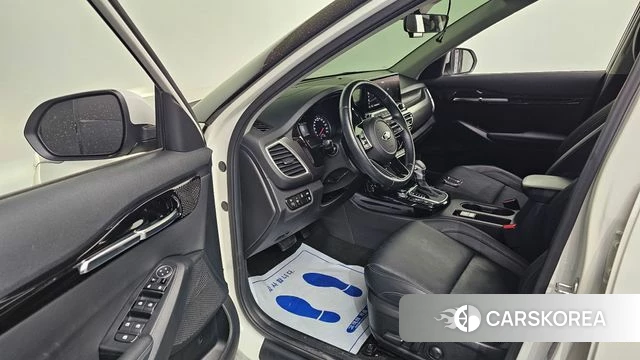 Kia Seltos id 4202924 из Кореи 31