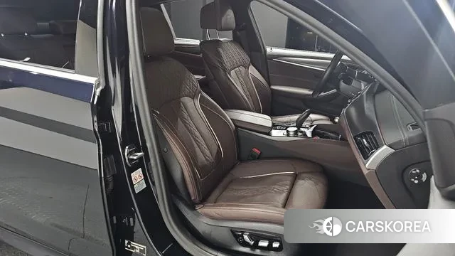 BMW 5 Series (G30) id 3032007 из Кореи 20