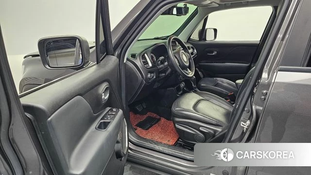 Jeep Renegade id 3844683 из Кореи 20