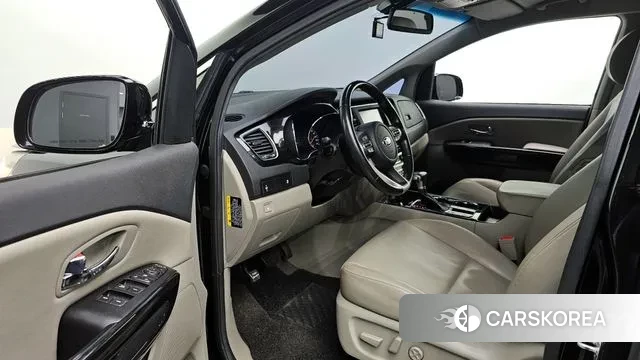 Kia The New Carnival id 3789362 из Кореи 20