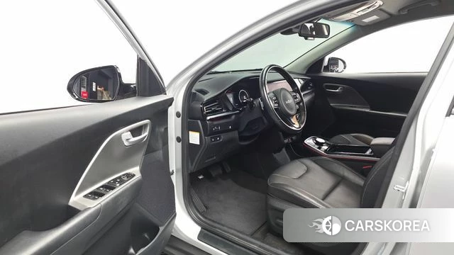 Kia Niro Plus id 4697053 из Кореи 30