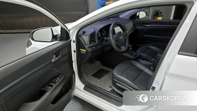 Hyundai Avante AD id 3943119 из Кореи 20