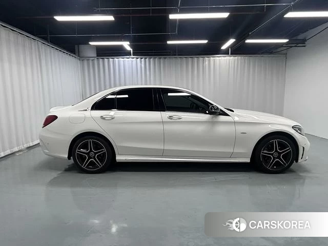 Mercedes-Benz Class C id 4278062 из Китая 20