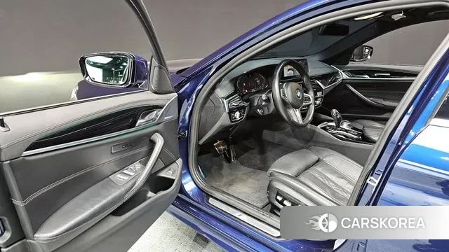 BMW 5 Series (G30) id 3601712 из Кореи 20