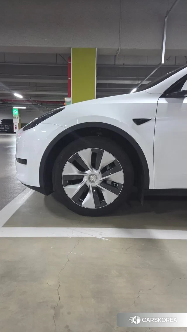 Tesla Model Y id 3590939 из Кореи 17