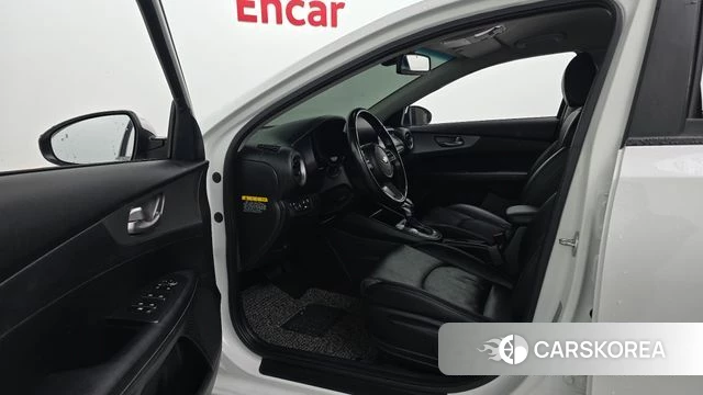 Kia Come New K3 id 3867117 из Кореи 20