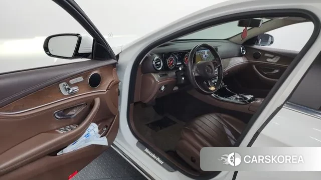 Mercedes-Benz E-Class W213 id 3408243 из Кореи 20