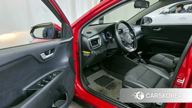 Kia Stonic id 3835086 из Кореи 20