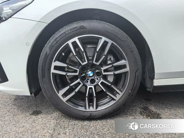 BMW 5 series id 4329190 из Китая 23