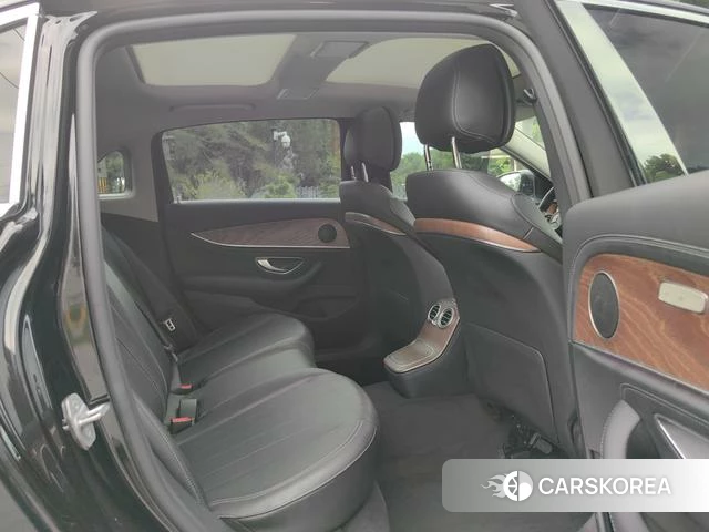 Mercedes-Benz E-class id 4256238 из Китая 23