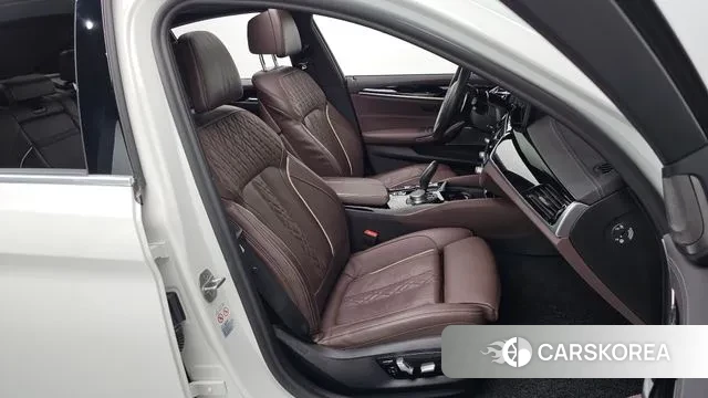 BMW 5 Series (G30) id 3043989 из Кореи 20