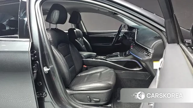 Hyundai The New Grandeur IG Hybrid id 3037799 из Кореи 20