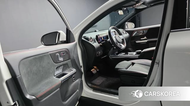 Mercedes-Benz GLA - Class H247 id 3807152 из Кореи 20