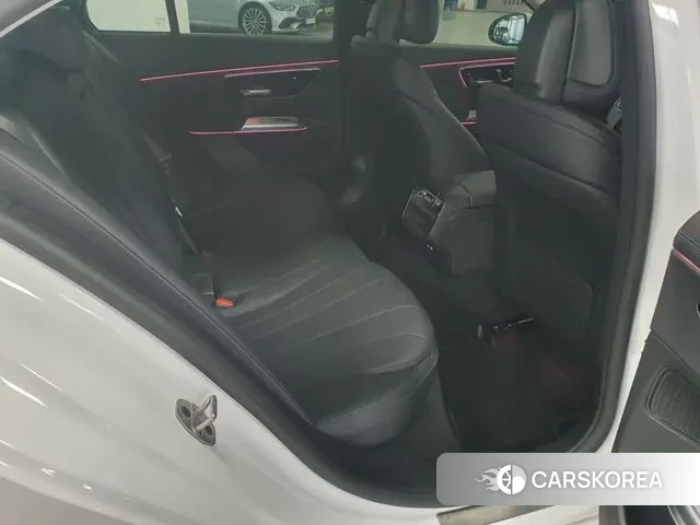 Mercedes-Benz E-Class W214 id 3533513 из Кореи 17