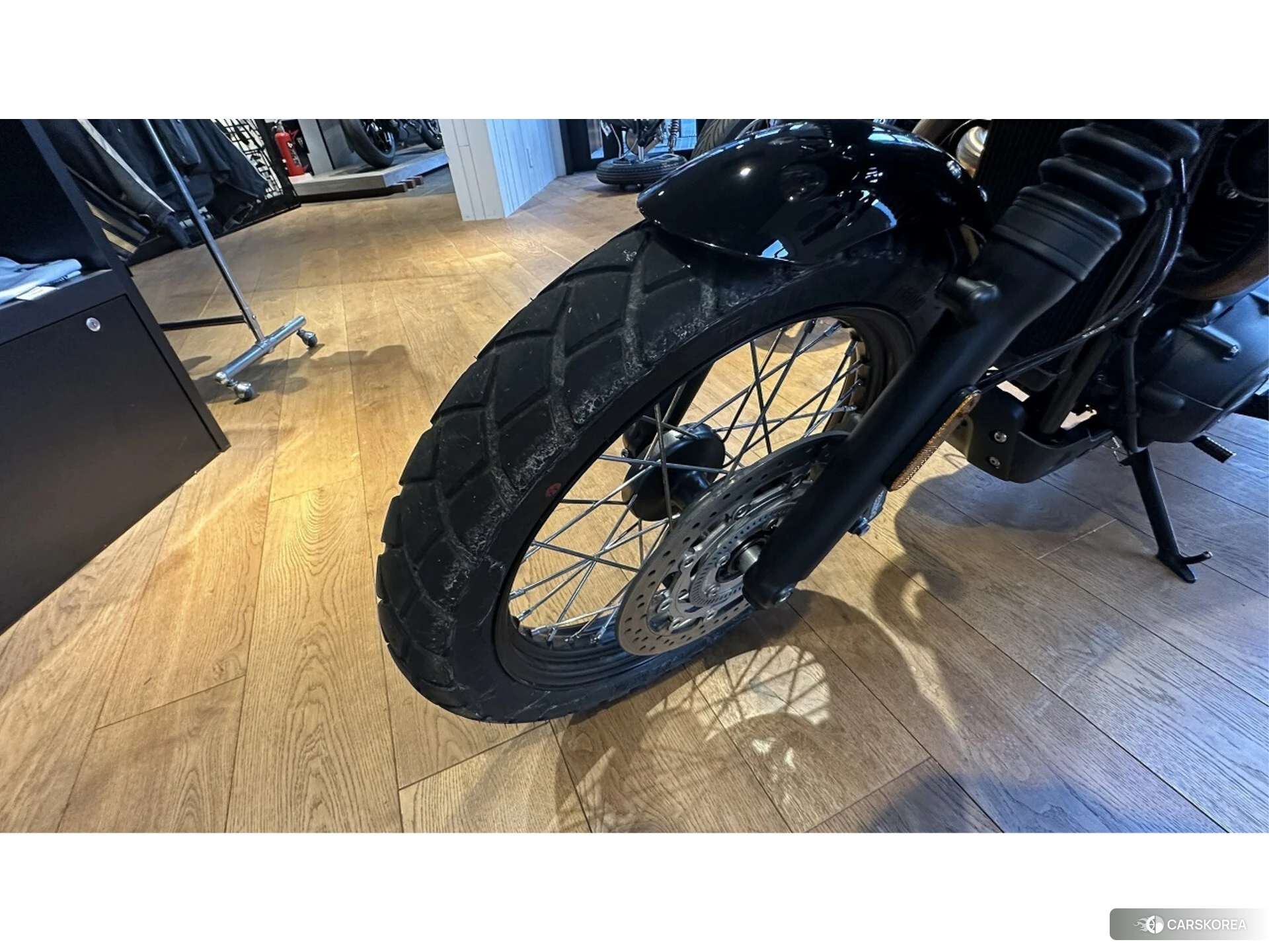 Triumph SCRAMBLER id 4373778 из Японии 10
