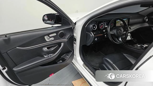Mercedes-Benz E-Class W213 id 4508564 из Кореи 20