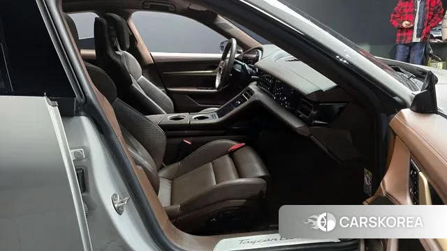 Porsche Taycan id 3546099 из Кореи 20