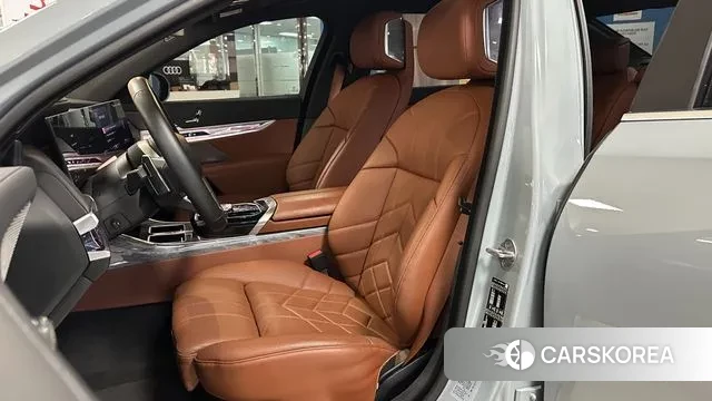 BMW 7 Series (G70) id 3467039 из Кореи 20