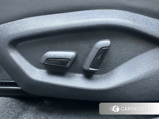 Volkswagen Exploring the shadow id 4313549 из Китая 23
