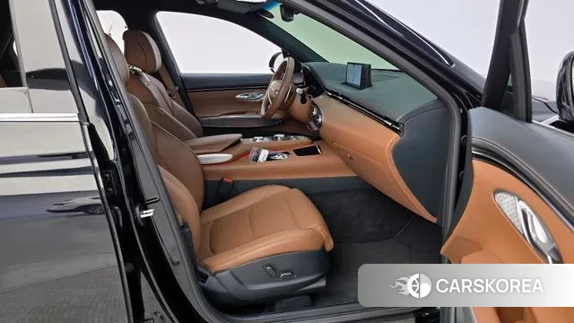 Genesis GV70 id 3142788 из Кореи 20