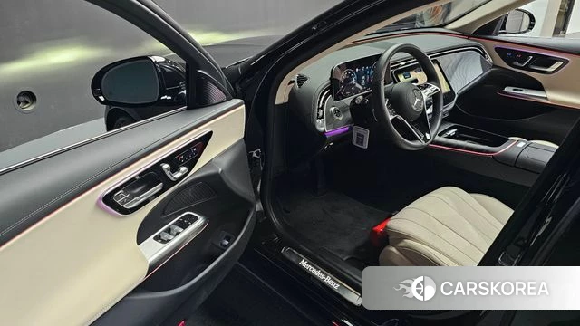 Mercedes-Benz E-Class W214 id 4407813 из Кореи 32