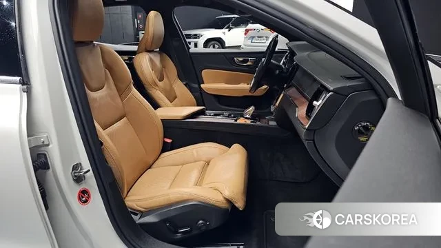 Volvo S60 3rd generation id 3133160 из Кореи 20