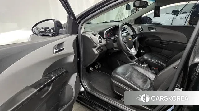 Chevrolet (GM Daewoo) The New Aveo Hatchback id 3531200 из Кореи 20