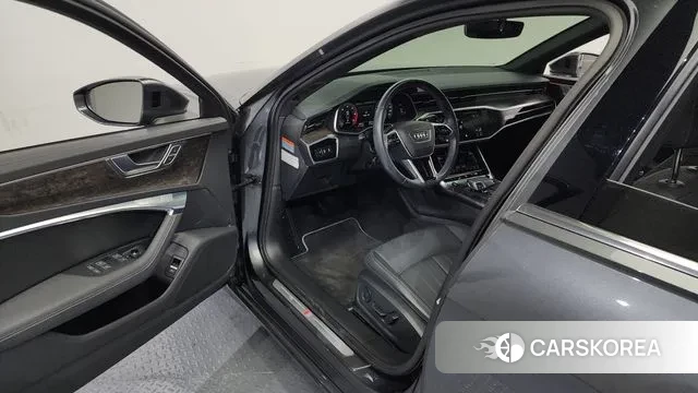 Audi A6 (C8) id 3567171 из Кореи 20