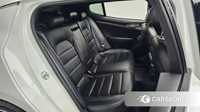 Kia Stinger id 4389937 из Кореи 31