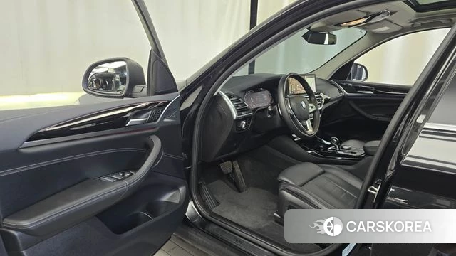 BMW X3 (G01) id 4899336 из Кореи 32