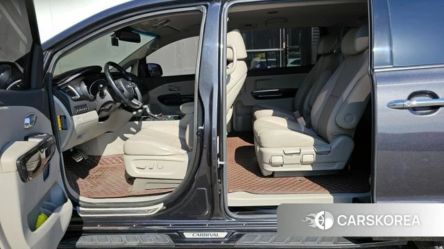 Kia The New Carnival id 3820627 из Кореи 20