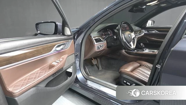 BMW 7 Series (G11) id 4490509 из Кореи 20