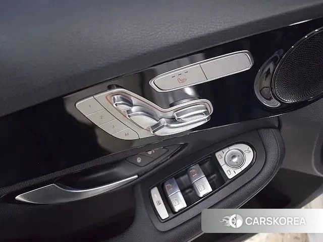 Mercedes-Benz C-Class W205 id 3682649 из Кореи 19