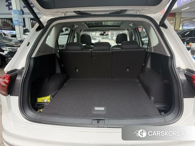 Volkswagen Tiguan L id 4255916 из Китая 23