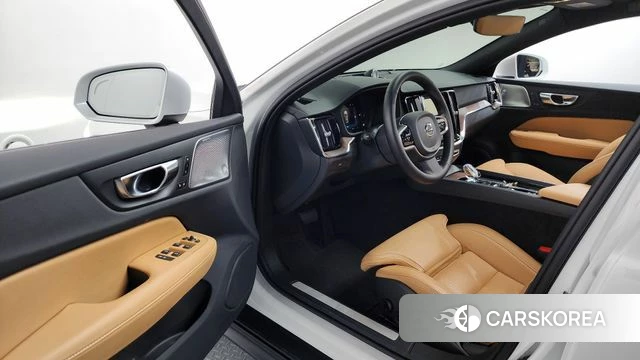 Volvo V60 Cross-Country 2nd Generation id 4266290 из Кореи 36