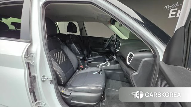 Hyundai Venue id 4384503 из Кореи 29
