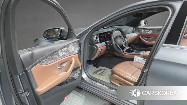 Mercedes-Benz E-Class W213 id 4343968 из Кореи 31