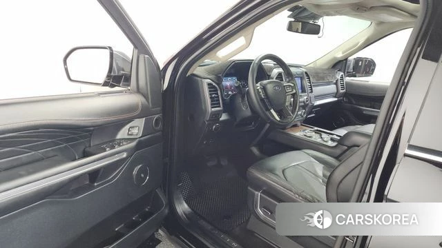 Ford Expeditation id 3865992 из Кореи 20