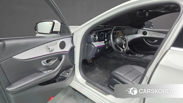 Mercedes-Benz E-Class W213 id 4519134 из Кореи 34