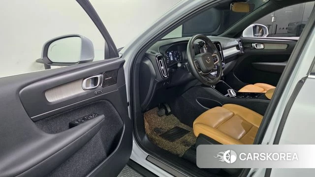 Volvo XC40 id 4619764 из Кореи 36
