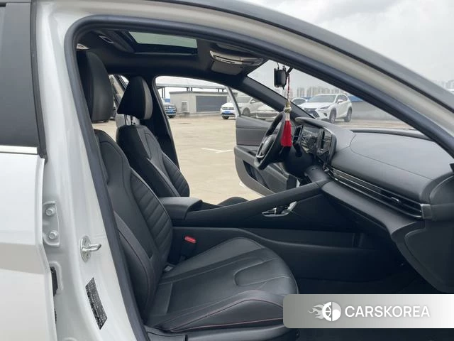 Hyundai Elantra id 4276221 из Китая 18