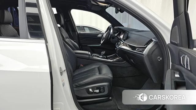 BMW X7 (G07) id 4880878 из Кореи 38