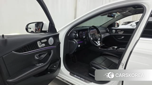 Mercedes-Benz E-Class W213 id 4625804 из Кореи 20