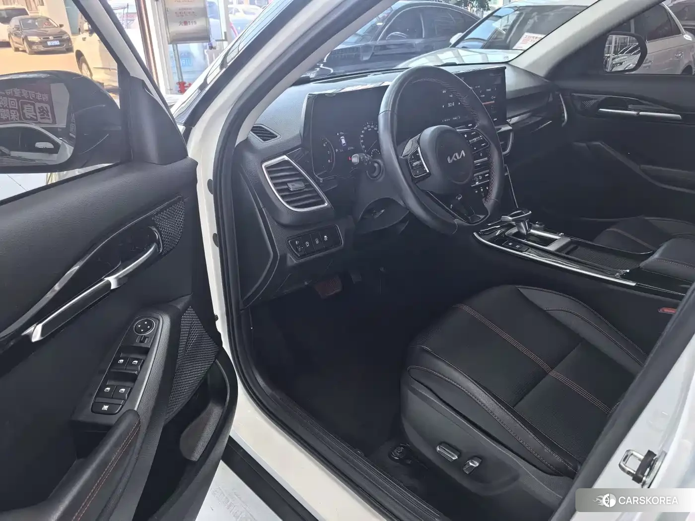 Kia KX3 id 4606838 из Китая 17