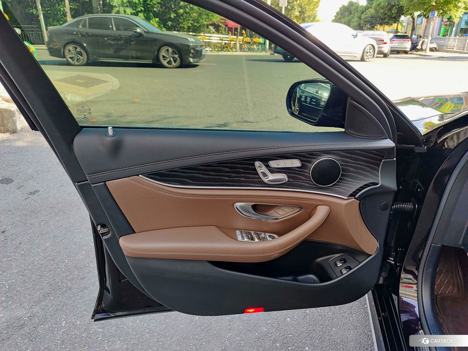 Mercedes-Benz E-class PHEV id 4452721 из Китая 11