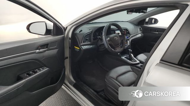 Hyundai Avante AD id 4305180 из Кореи 31