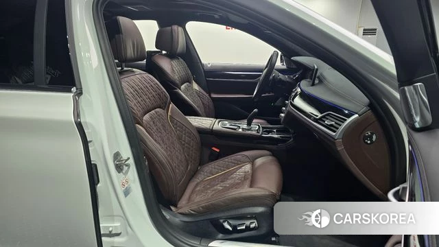 BMW 7 Series (G11) id 3839358 из Кореи 20