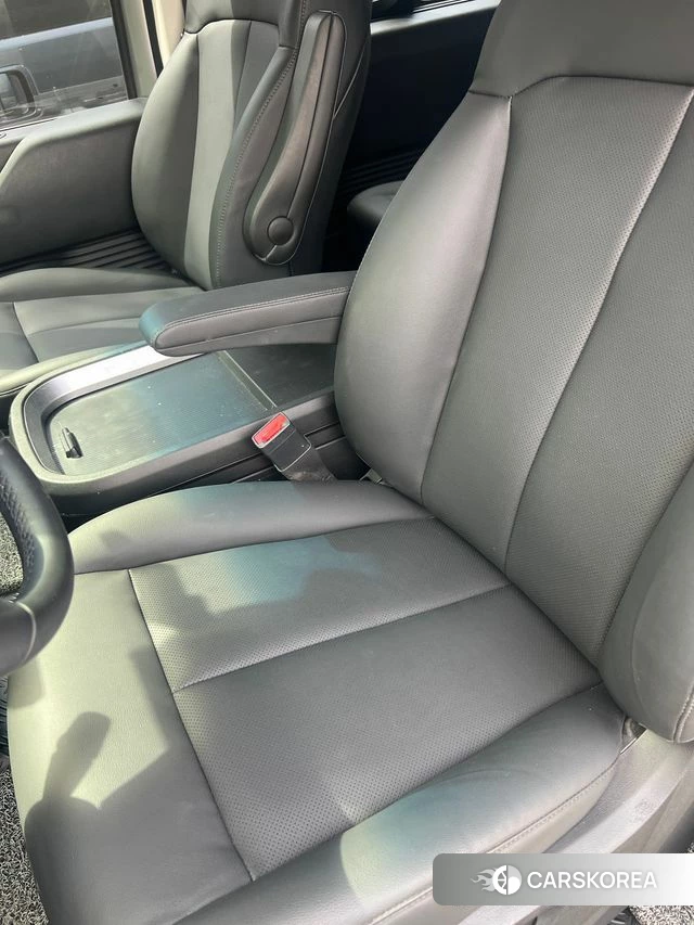 Hyundai Staria id 4395221 из Кореи 14