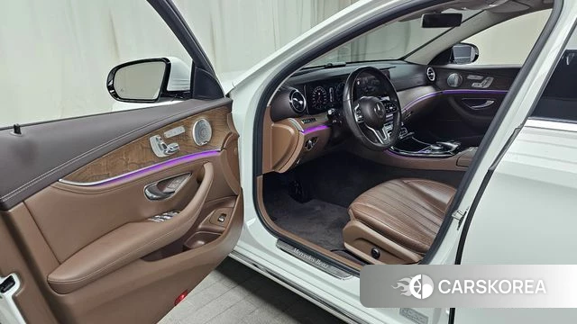 Mercedes-Benz E-Class W213 id 3820267 из Кореи 20